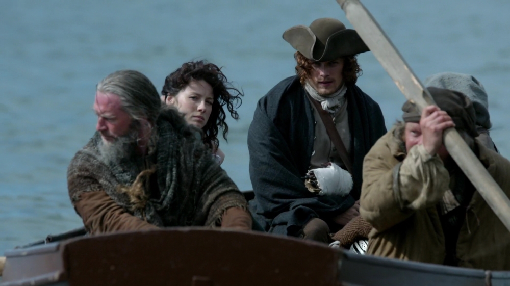 ¿Por qué 'Black Jack' Randall viola a Jamie Fraser? Outlander-s01e16-to-ransom-a-mans-soul-1080p-mkv_003110483